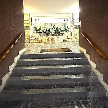 Trastevere Welcome Deluxe 2 לינה וארוחת בוקר 4*